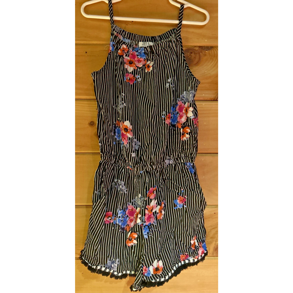 Joey B Girls Flower Themed Jumper Size Small